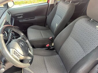 Prodám Toyota Yaris 1.3i Automat - 12