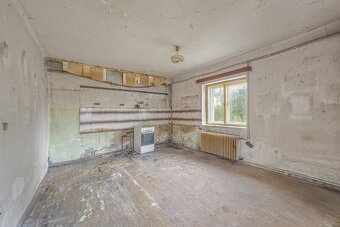 Prodej RD /Chata 60m2, obytná 85 m2 /balkon, pozemek 390 m2, - 12