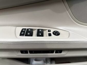 BMW Řada 7 750i Long xDrive Night Vision Soft-close Head-Up - 12