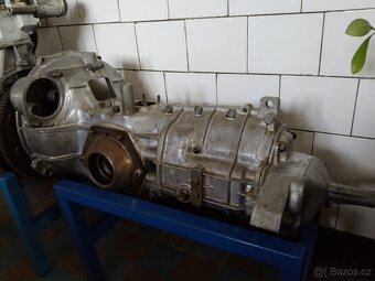Motor a převodovka škoda 100 - 12