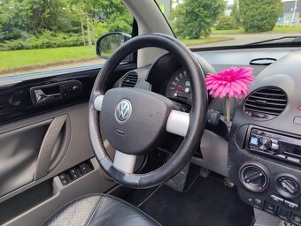 Volkswagen New Beetle 2,0i cabrio / po servisu / - 12