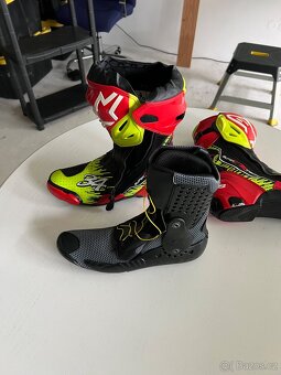 Alpinestars Supertech R Vented 34 Limited Edition Schwantz - 12