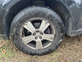Subaru forester SH 2.0 Diesel, Díly. - 12