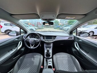 Opel Astra Sports Tourer, 2018, najeto 114 023, šedá - 12