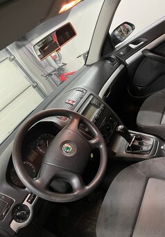 Škoda octavia ll combi 1,6 fsi - 12