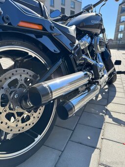 Harley Davidson FXBRS Softail Breakout 114 - 12