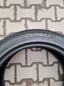 4x Zimní PNEU > GRIPMAX R20 (285/40 & 255/45) - 12