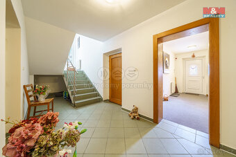Prodej rodinného domu, 405 m², Kadaň, ul. Třešňová - 12