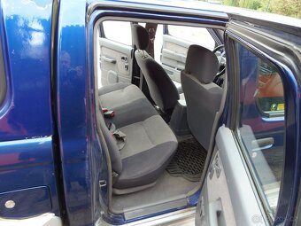 Nissan Navara Double-Cab 2.5 TD 140000 km - 12
