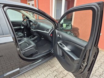 Fiat Freemont 2.0 Multijet Black Code 125kW - 12