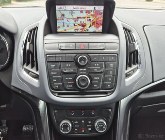 OPEL ZAFIRA 2.0CDTi 110PS COSMO MANUÁL TAŽNÉ ZAŘ - 12