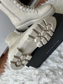 TOMMY HILFIGER DÁMSKÉ KOŽENÉ BOTY VEL.39 - 12