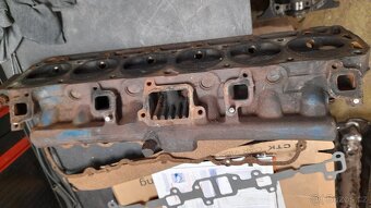 Motor Ford Mustang, 200 ci (3,3 l), L6 - 12