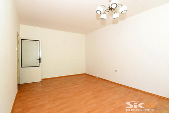Pronájem bytu 3+1 se zasklenou lodžií, 80 m2 - 12