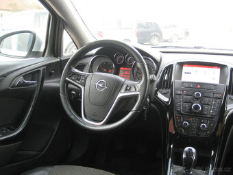 OPEL ASTRA 1.6 CDTi 81KW ČR SERVISKA - 12