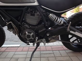 Ducati Scrambler 800 - 12