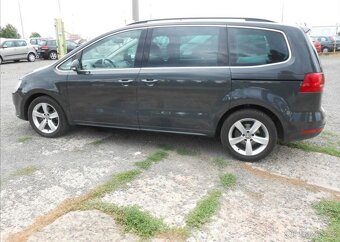 Volkswagen Sharan 1,4 TSI 110 kW Serviska nafta - 12