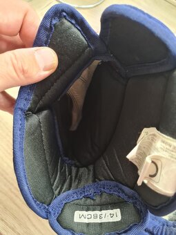 Prodám hokejové chrániče 180-195cm - 12