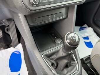 VOLKSWAGEN CADDY 2,0 TDI 4x4 - 90 KW, TOP STAV, TAŽNÉ - 12