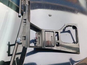 BMW e39 - DEKOR - BIRKE ANTHRAZIT INDIVIDUÁL - 12