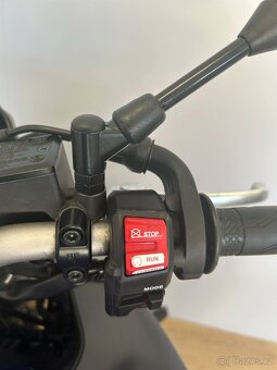Yamaha MT-10 - 12