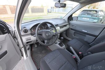 Mazda 2 DY 1,25i  55 Kw 2004 Nová STK - 12