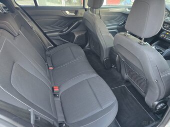 Ford Focus, 1,5EB Titanium LED Webasto - 12