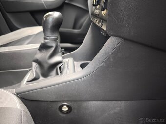 RAPID SPACEBACK 1.0 TSI 70kW 1.majitelka,koupeno v ČR - 12