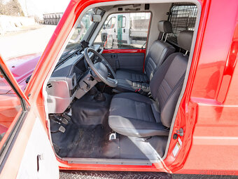 Toyota Land Cruiser HZJ 78 - 12