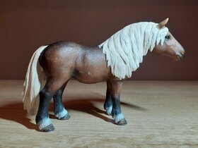 SCHLEICH SBĚRATELSKĒ FIGURKY 99 - 12