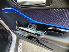 Toyota C-HR 1.2i Turbo Style, kamera, bez nehod+letn+zim.p - 12