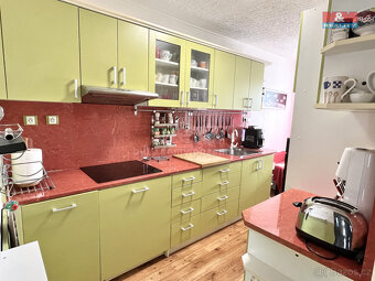 Prodej bytu 3+1, 82 m², Praha 9, ul. Kpt. Stránského - 12