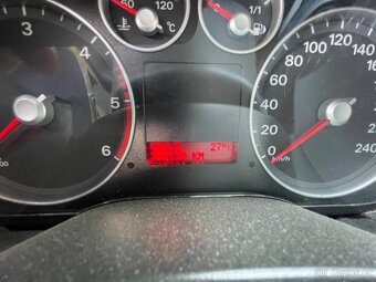 Ford C-MAX 1.6 TDCi 66Kw kombi - 12