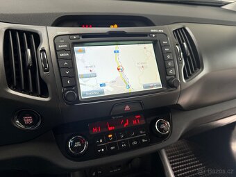 KIA Sportage 2.0 CRDi AWD | 135 kW | PANORAMA | KŮŽE | NAVI - 12
