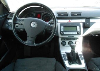 Volkswagen Passat 2,0 TDI 103 kW Historie nafta - 12
