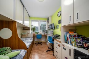 moderní byt 4+kk v privátním komplexu - ul.Domanovická,Praha - 12