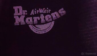 VYŠŠÍ KOTNÍKOVÉ BOTY - dr. MARTENS - vel. 32 - 12