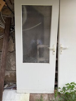 Prodám dřevěné dveře včetně kování, klik.. viz foto - 12