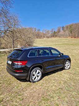 ŠKODA KODIAQ 4x4 PLNÁ VÝBAVA, WEBASTO, EL.TAŽNÉ - 12