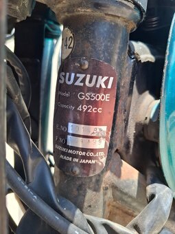 Suzuki GS 500 E, r. v. 1978 - 12