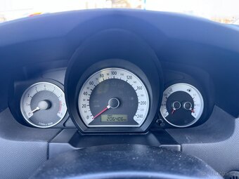 Kia Cee´d AUTOMAT 1,6i 90 KW STK - 12