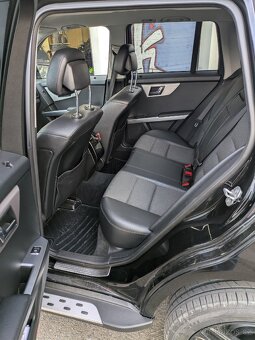 Mercedes Benz GLK - 12