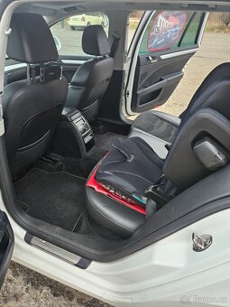 Škoda Superb 2.0 tdi 125kw 4x4 - 12