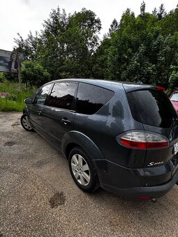 FORD S-Max - 12