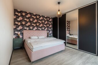 Prodej bytu 2,5+kk v centru Poděbrad, 82 m2, parkov., komora - 12