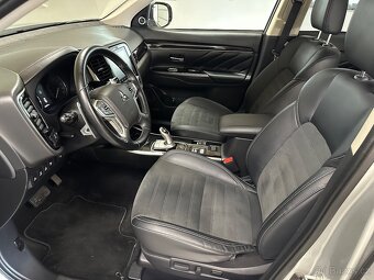 Mitsubishi Outlander 2.4i 4WD PHEV Business Edition - 12