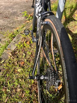 Karbonové silniční kolo Specialized Ruby Comp - 12