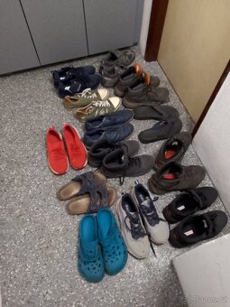 Tenisky, outdoorove boty - 12