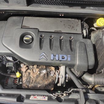 Citroen C2 VTR 1.4 HDI, automatická převodovka, dobrý stav - 12