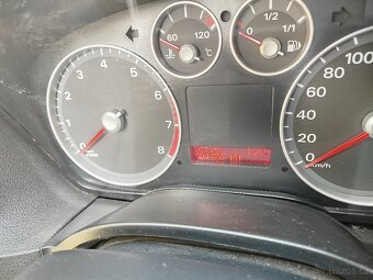 Ford Focus 1.6 - 12